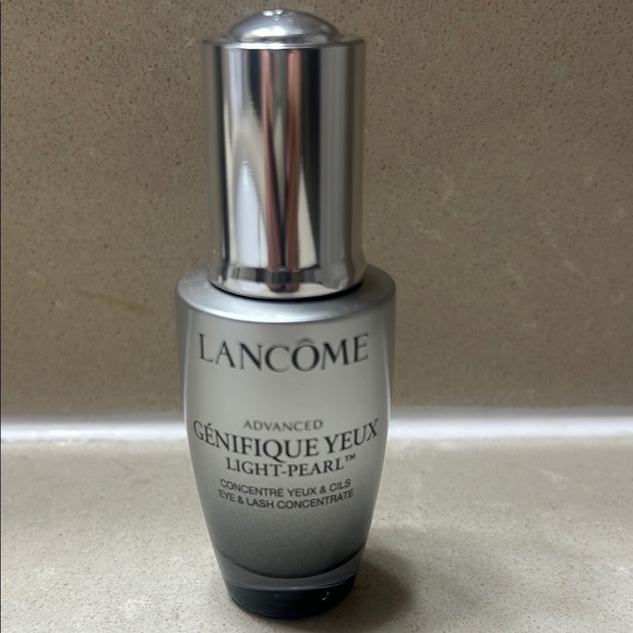 Lancôme Advanced Génifique Yeux Light-Pearl Eye Serum